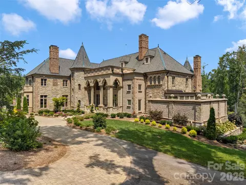9 Brooklawn Chase, Asheville, NC 28803