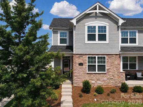 13348 Savaine St, Charlotte, NC 28278