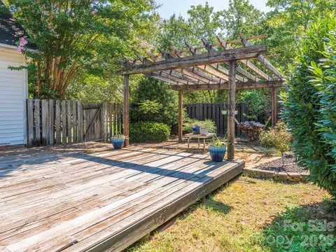 Exterior - 3401 Continental Dr, Monroe, NC 28110 photo 6 of 9