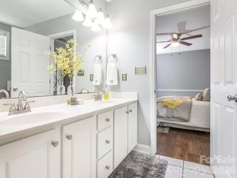 Bath - 3401 Continental Dr, Monroe, NC 28110 photo 4 of 5