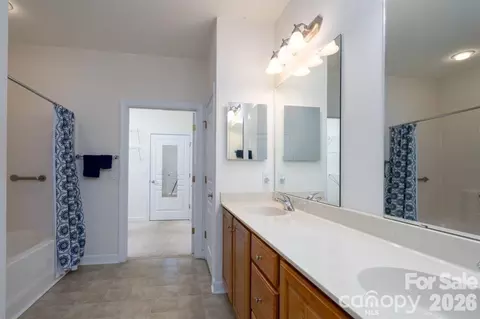 Bath - 115 River Birch Dr, Salisbury, NC 28146 photo 3 of 3