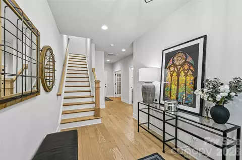 Entry Way - 739 Beaty St, Davidson, NC 28036 photo 1 of 7