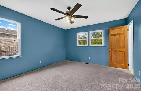 Bedroom - 1371 Jackson Loop Rd, Flat Rock, NC 28731 photo 3 of 6