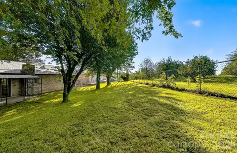 Exterior - 1371 Jackson Loop Rd, Flat Rock, NC 28731 photo 13 of 14
