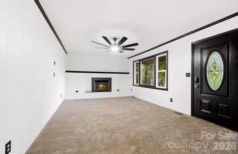 Living - 1371 Jackson Loop Rd, Flat Rock, NC 28731 photo 1 of 4