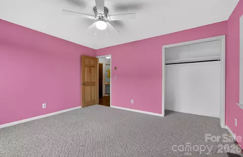 Bedroom - 1371 Jackson Loop Rd, Flat Rock, NC 28731 photo 2 of 6