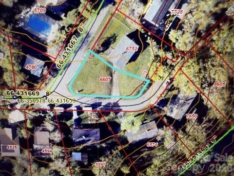 2 Merion Ct, Asheville, NC 28806