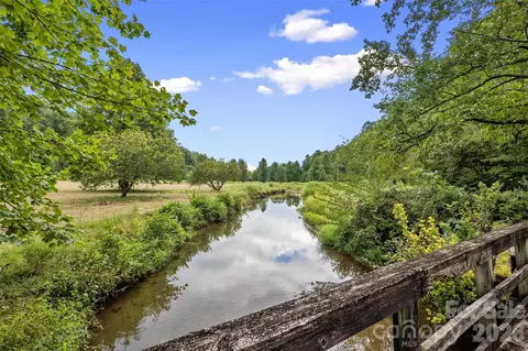 View/Area - 473 Middlefork Rd, Brevard, NC 28712 photo 1 of 1
