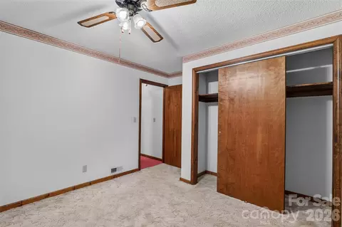 Bedroom - 473 Middlefork Rd, Brevard, NC 28712 photo 2 of 5