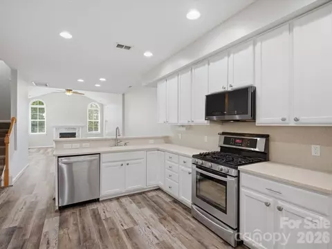 Kitchen - 868 Ledgestone Ct, Tega Cay, SC 29708 photo 2 of 2