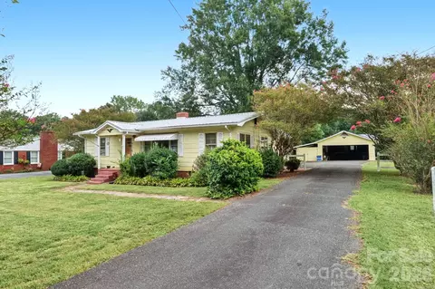 100 Dallas St, Huntersville, NC 28078