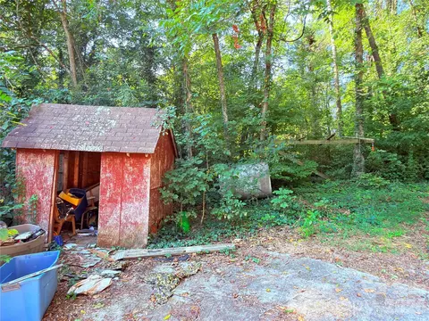 Exterior - 331 Grant St, Spencer, NC 28159 photo 6 of 9
