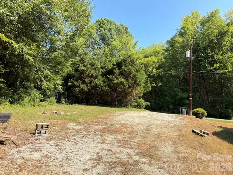 Exterior - 331 Grant St, Spencer, NC 28159 photo 7 of 9