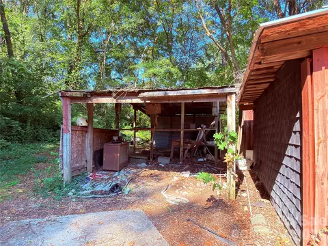 Exterior - 331 Grant St, Spencer, NC 28159 photo 5 of 9