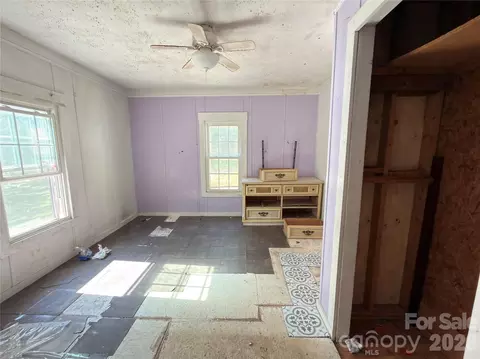 Bedroom - 331 Grant St, Spencer, NC 28159 photo 2 of 3