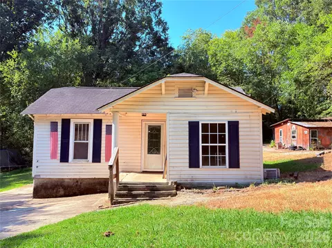 Exterior - 331 Grant St, Spencer, NC 28159 photo 2 of 9
