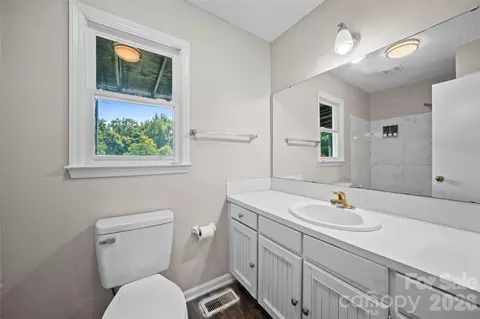 Bath - 3014 Morgan Mill Rd, Monroe, NC 28110 photo 1 of 2