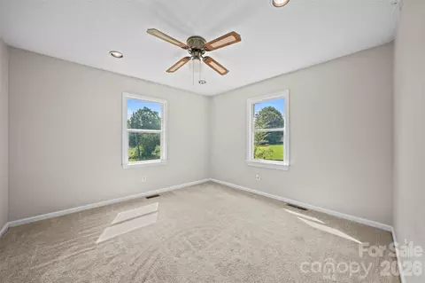 Bedroom - 3014 Morgan Mill Rd, Monroe, NC 28110 photo 2 of 4