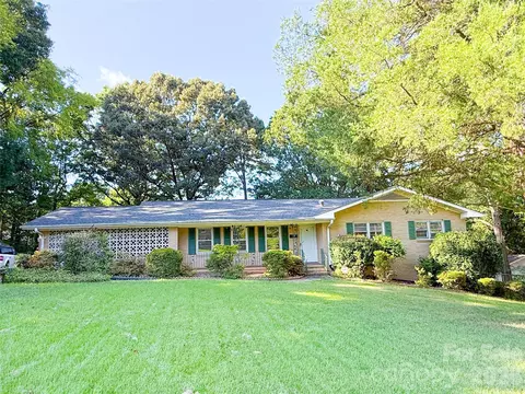 316 Hudson Dr, Harrisburg, NC 28075