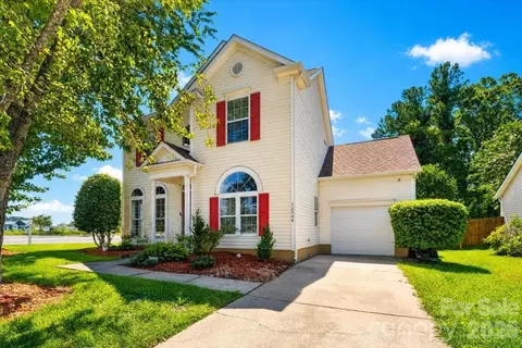 12548 Panthersville Dr, Charlotte, NC 28269