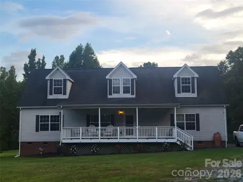 415 Maye St, Wingate, NC 28174 photo 3