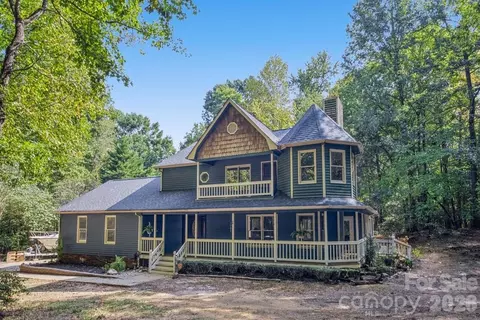 2703 Blythe Rd, Waxhaw, NC 28173