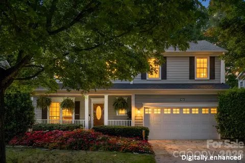 9014 Pickering Grove Ln, Charlotte, NC 28216