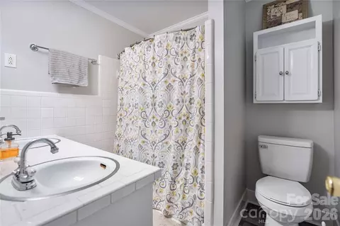 Bath - 2524 Griffith Rd, Monroe, NC 28112 photo 2 of 6