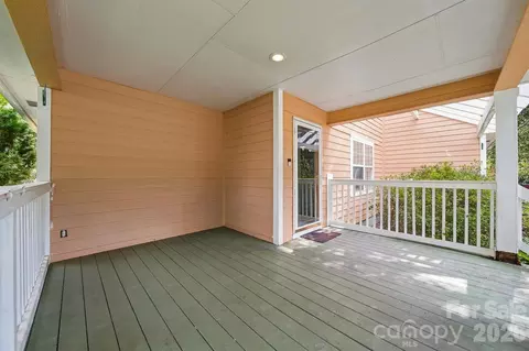 Exterior - 717 2nd Street Sw Pl SW, Conover, NC 28613 photo 2 of 3