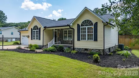 123 Idlebrook 10 Rd #10, Statesville, NC 28677