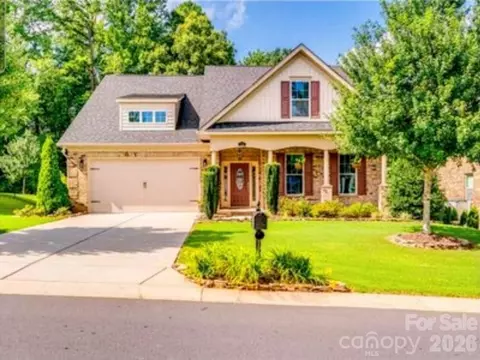 115 Kentmere Ln, Lake Wylie, SC 29710