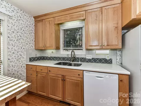 Kitchen - 7769 Dellinger Rd, Denver, NC 28037 photo 2 of 2