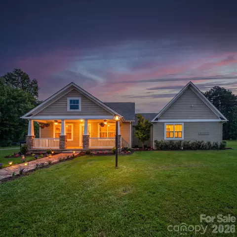 1360 Standing Oak Dr, Salisbury, NC 28146