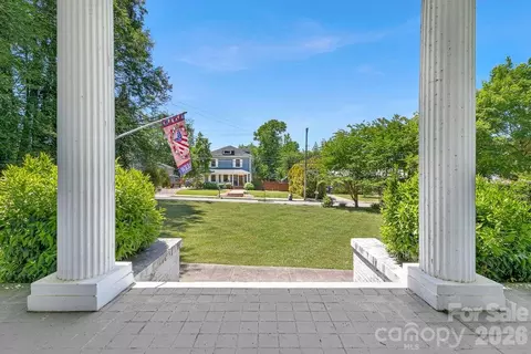 Exterior - 208 Probart St, Brevard, NC 28712 photo 4 of 10