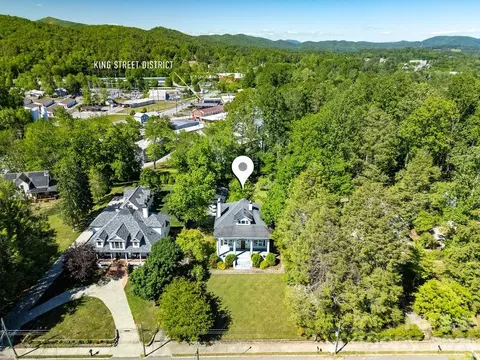 View/Area - 208 Probart St, Brevard, NC 28712 photo 2 of 2