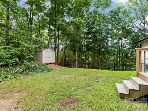 Exterior - 41 Bear Trl, Fairview, NC 28730 photo 5 of 9