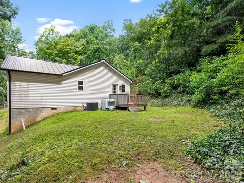 Exterior - 41 Bear Trl, Fairview, NC 28730 photo 7 of 9