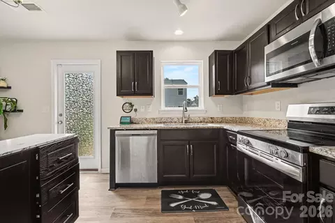 Kitchen - 117 Barron Blvd, Lancaster, SC 29720 photo 2 of 4