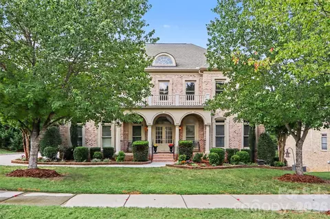 11009 Emerald Wood Dr, Huntersville, NC 28078
