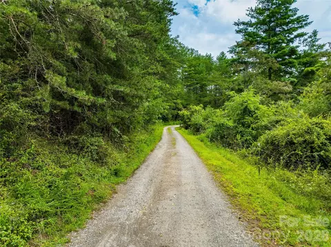 99999 Boulder Rd, Marshall, NC 28753 photo 3