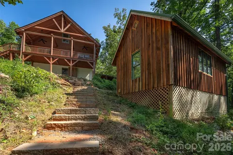 157 Spring Valley Dr, Union Mills, NC 28167