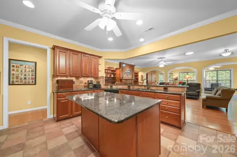 Kitchen - 51252 Daffodil Ct, Indian Land, SC 29707 photo 2 of 4