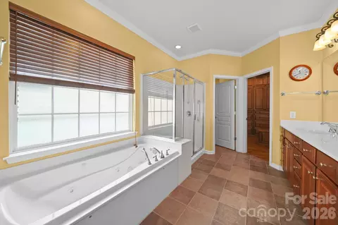 Bath - 51252 Daffodil Ct, Indian Land, SC 29707 photo 2 of 3