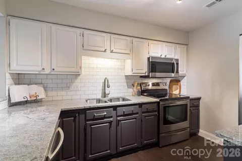 5001 Sharon C Rd #C, Charlotte, NC 28210