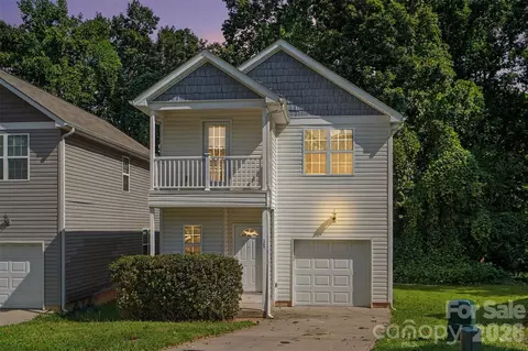 145 High Bluff Cir, Mooresville, NC 28115