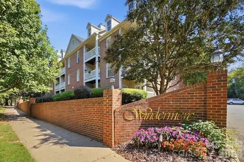 301 Queens 207 Rd #207, Charlotte, NC 28204