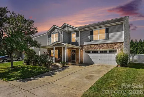 1043 Bent Branch St, Gastonia, NC 28054