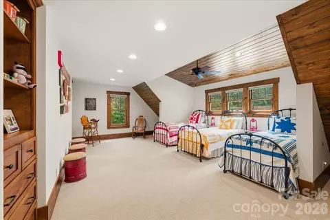 Bedroom - 5140 Beech Bluff Dr, Morganton, NC 28655 photo 3 of 8