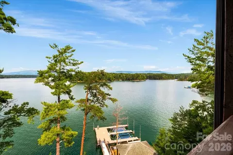 View/Area - 5140 Beech Bluff Dr, Morganton, NC 28655 photo 3 of 7
