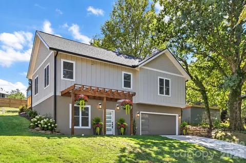 34 Mountain View Rd, Asheville, NC 28805